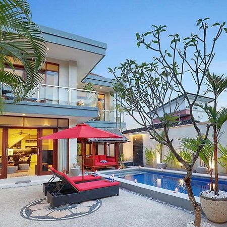 Villa Nova Legian Εξωτερικό φωτογραφία